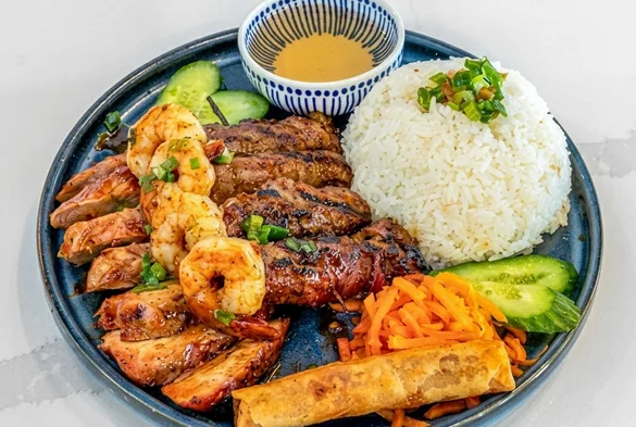 Vietnamese food delivery from Thai Tai Vietnamese to Marda Loop, Calgary